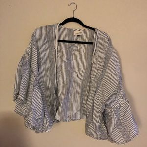 Universal Thread Kimono